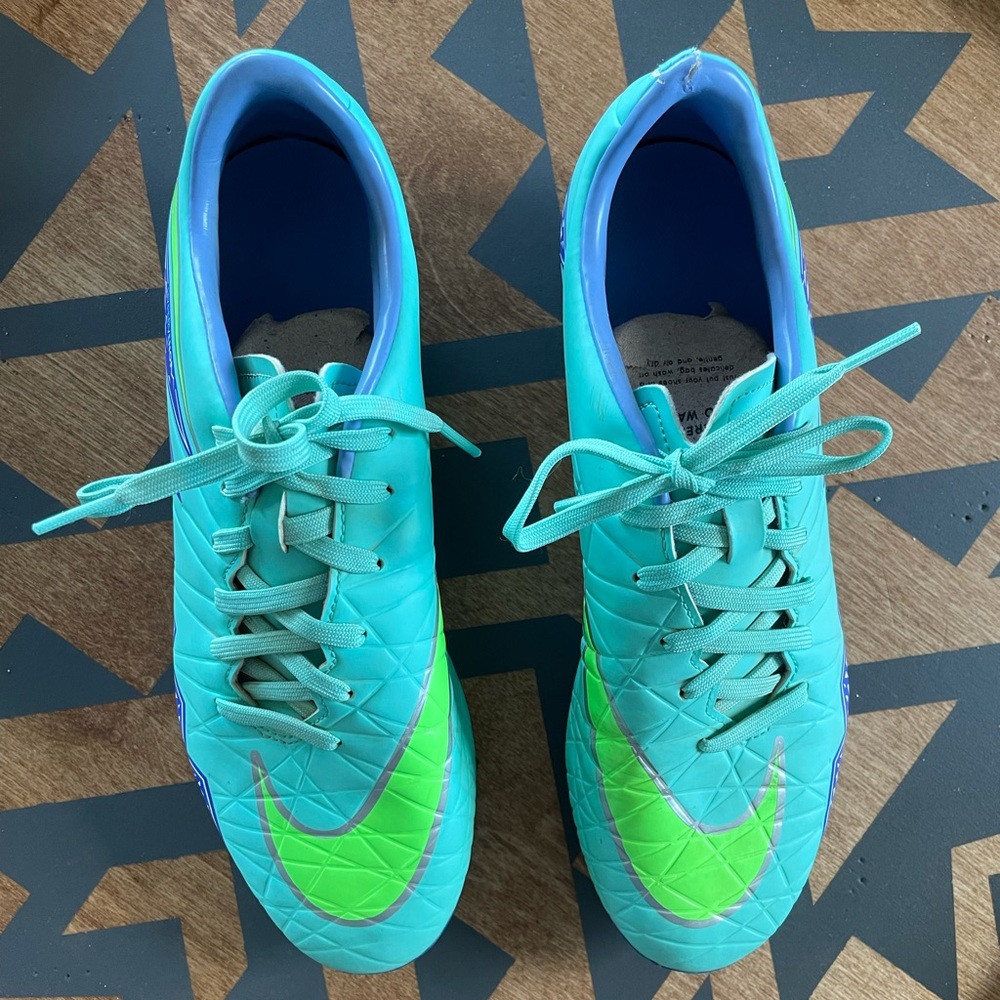 Nike women’s cleats, size 8.5, worn 1 day double header softball, not my size